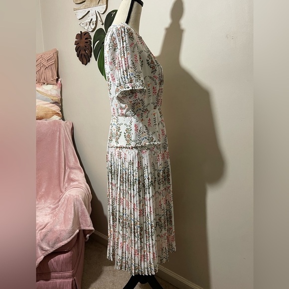 Dear Drew Drew Barrymore Elizabeth Street Short Sleeve Pleated Dress Sz. 6 BNWT - Picture 10 of 15